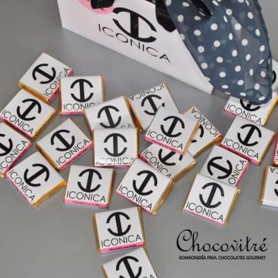 Chocolateros.net - Chocovitré - Mini tabletas de chocolate con envoltorio personalizado